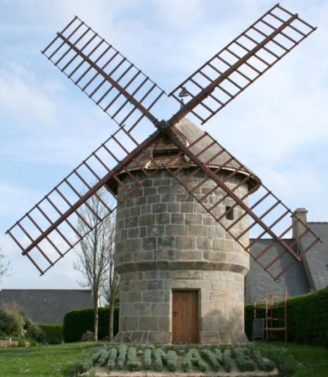 Moulin à tour 'petit pied' de Ploulec'h